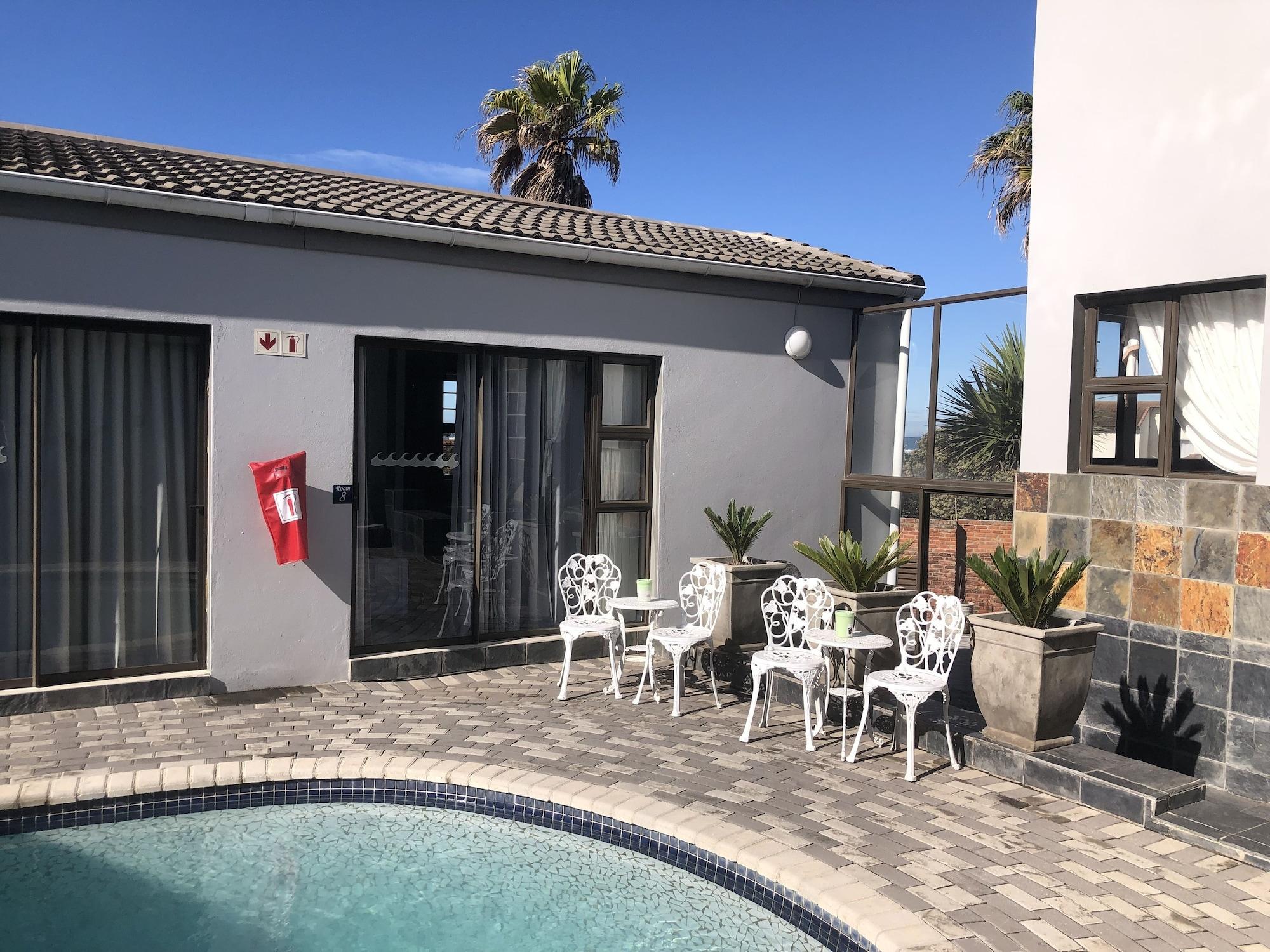 Le Blue Guesthouse Port Elizabeth Dış mekan fotoğraf