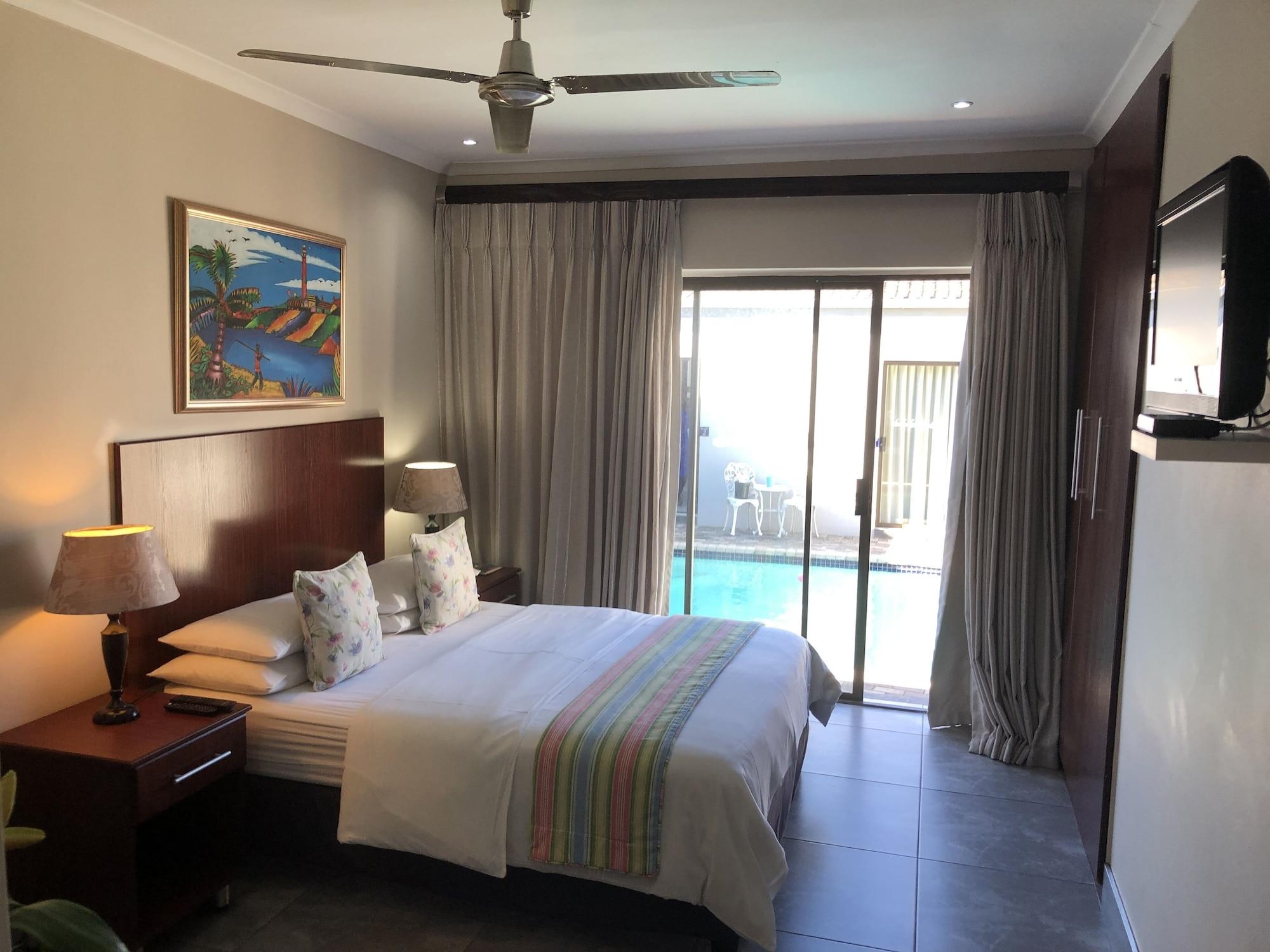 Le Blue Guesthouse Port Elizabeth Dış mekan fotoğraf