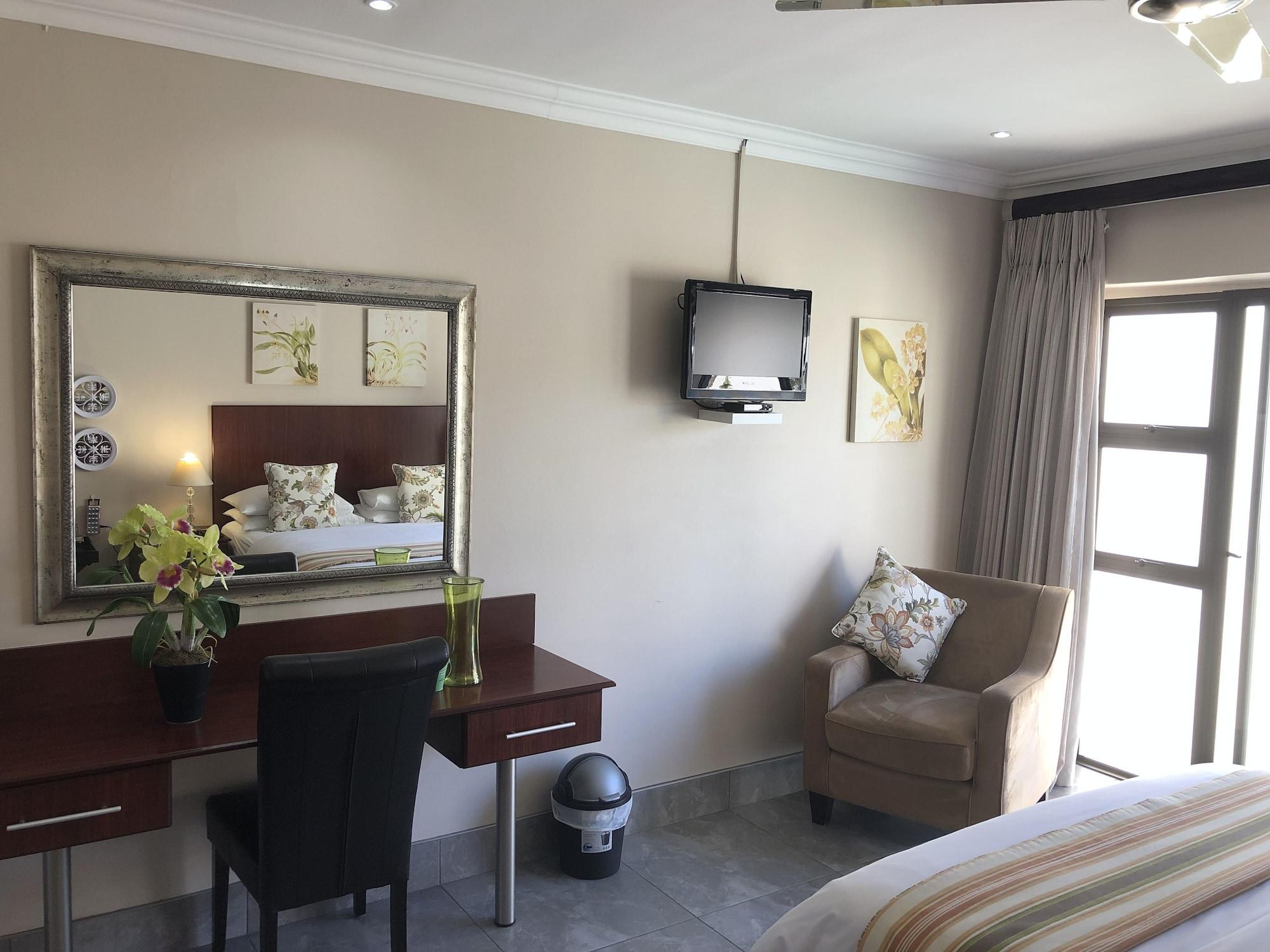 Le Blue Guesthouse Port Elizabeth Dış mekan fotoğraf