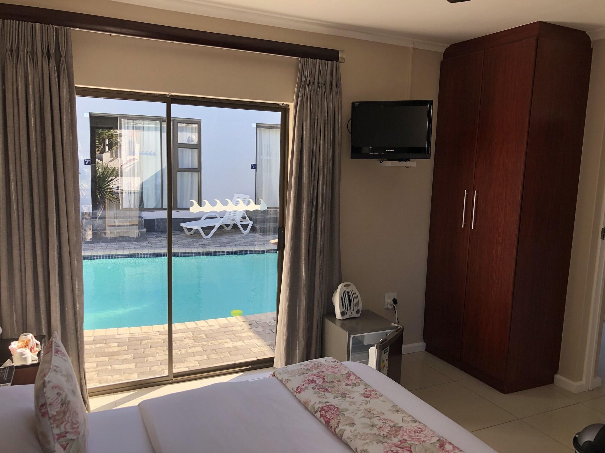 Le Blue Guesthouse Port Elizabeth Dış mekan fotoğraf