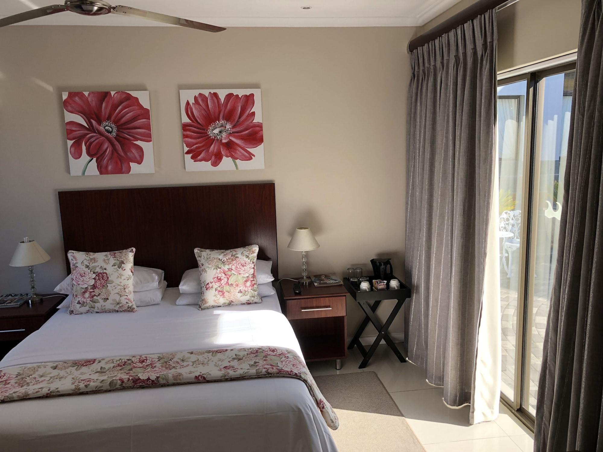 Le Blue Guesthouse Port Elizabeth Dış mekan fotoğraf