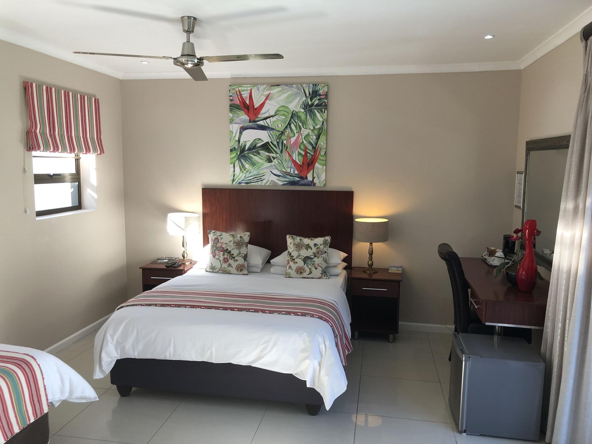 Le Blue Guesthouse Port Elizabeth Dış mekan fotoğraf