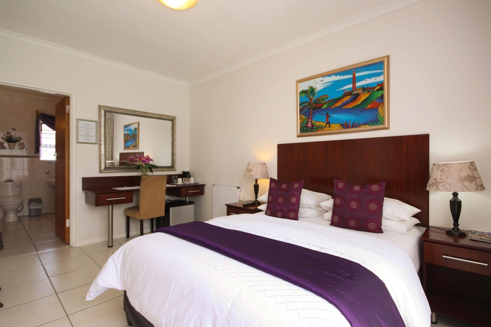 Le Blue Guesthouse Port Elizabeth Dış mekan fotoğraf