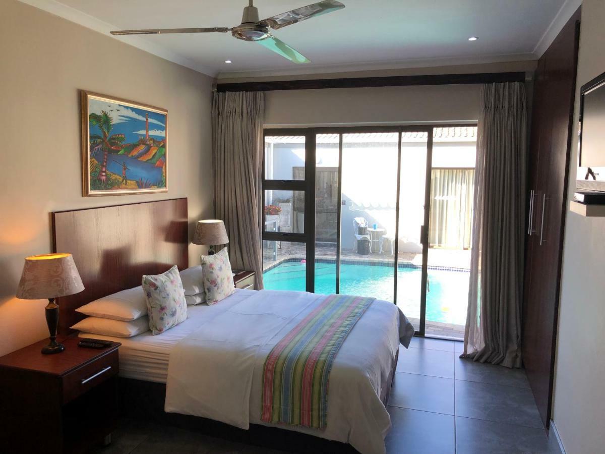 Le Blue Guesthouse Port Elizabeth Dış mekan fotoğraf